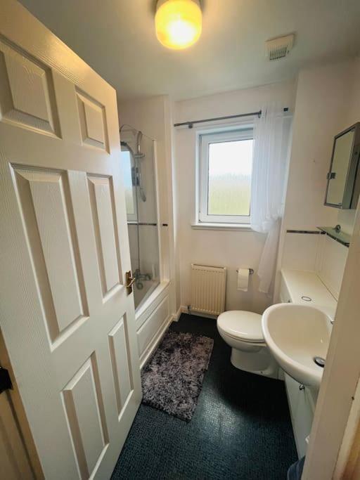 Lovely Entire 2 Bedroom Apartment Monifieth Exterior foto